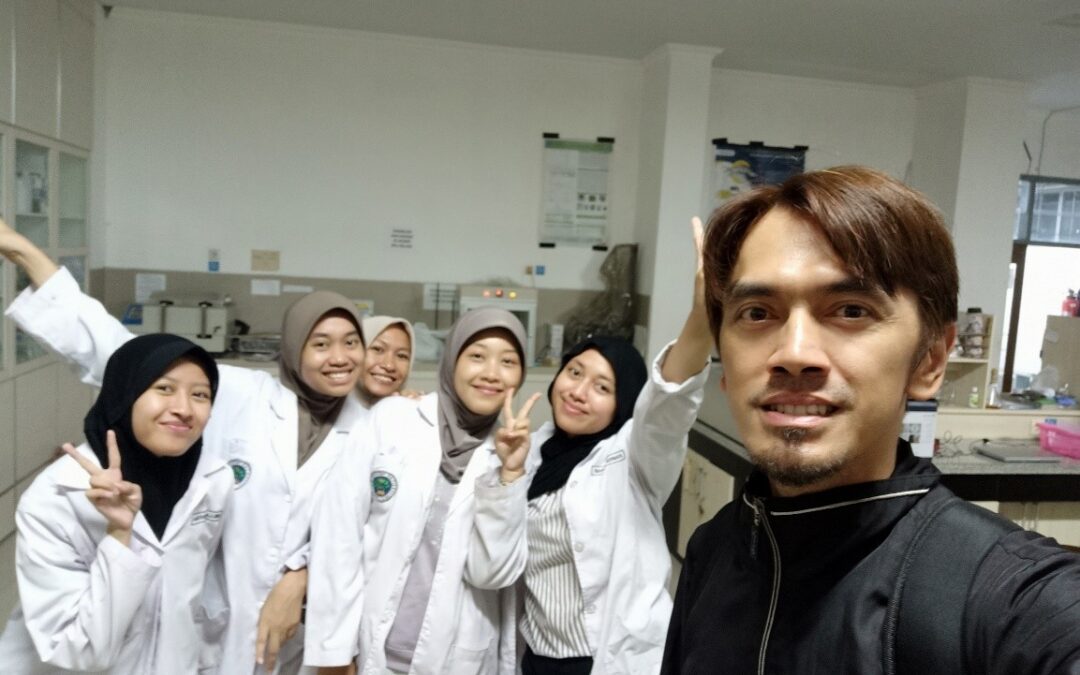 Kolaborasi dengan Peneliti Nasional dan Internasional, UM Lakukan Optimasi Produksi Bioetanol dari Limbah Kulit Pisang
