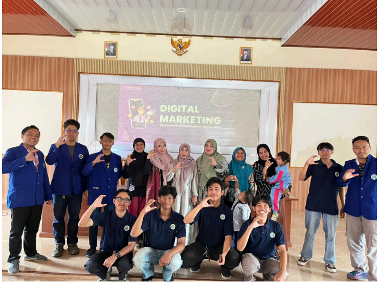 Digitalisasi UMKM Kerupuk Lempeng di Desa Purworejo sebagai Wujud Transformasi Ekonomi Desa oleh Mahasiswa KKN UM
