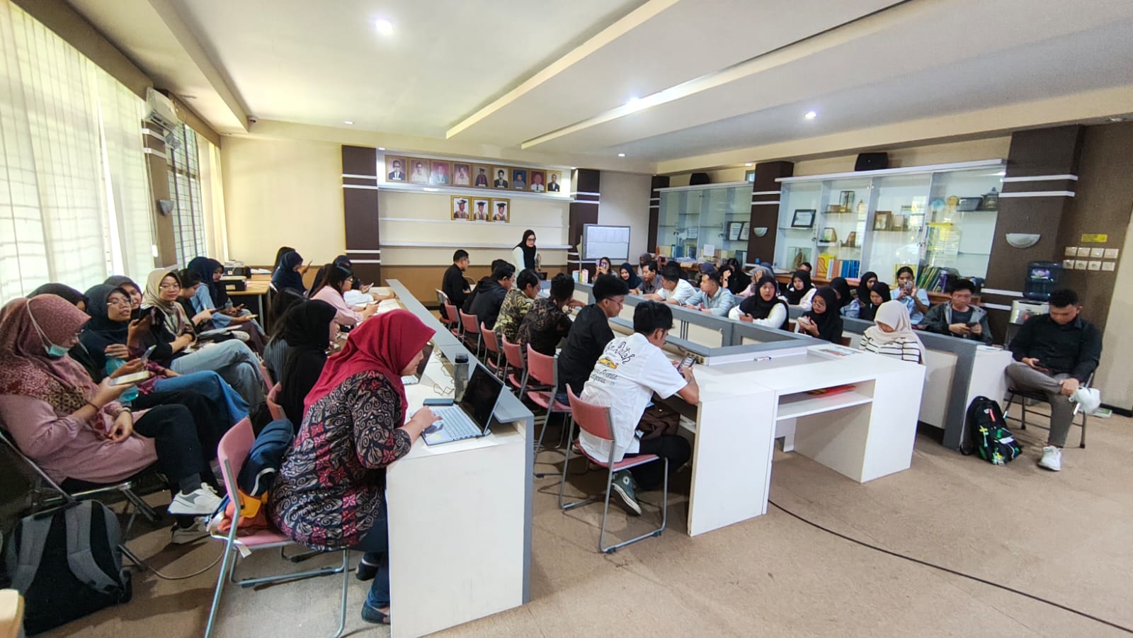 Guest Lecture Internasional Departemen Kimia UM 3