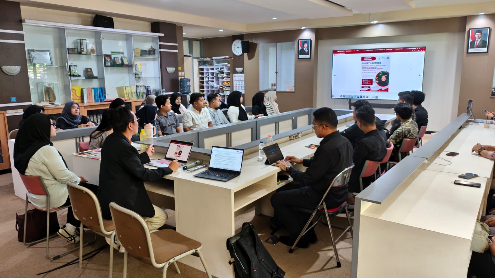 Guest Lecture Internasional Departemen Kimia UM