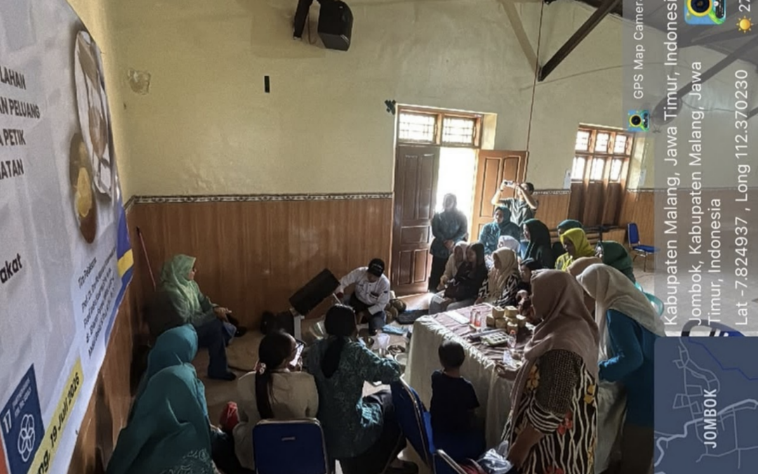 Pusat kesehatan dan Pangan LPPM UM anfaatkan Durian Afkiran untuk Pengembangan Jenang di Desa Jombok Ngantang